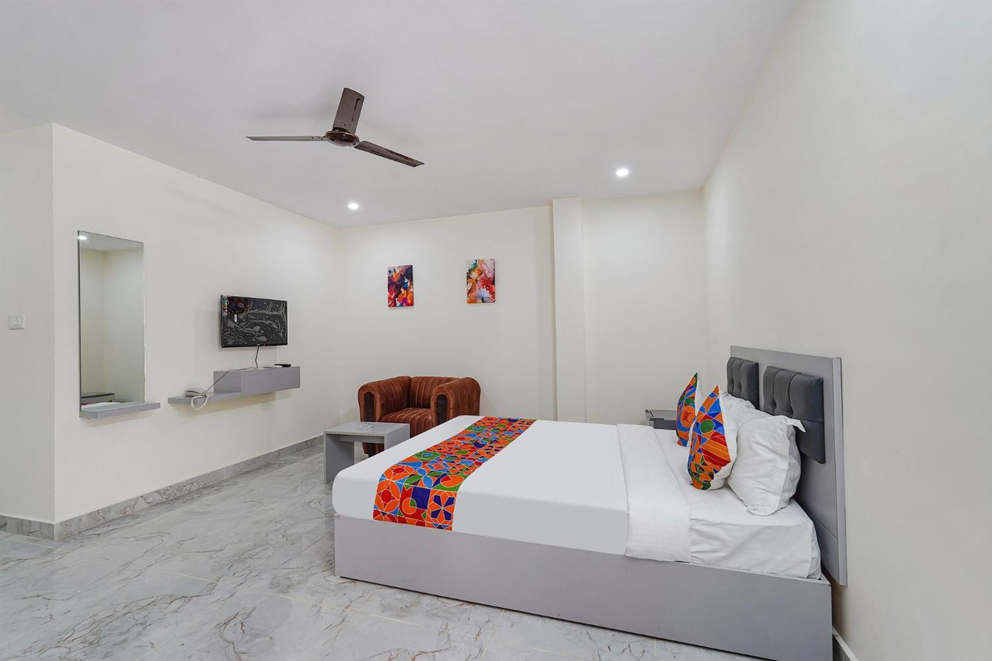 Ivory Pearl Otel Bangalore Dış mekan fotoğraf
